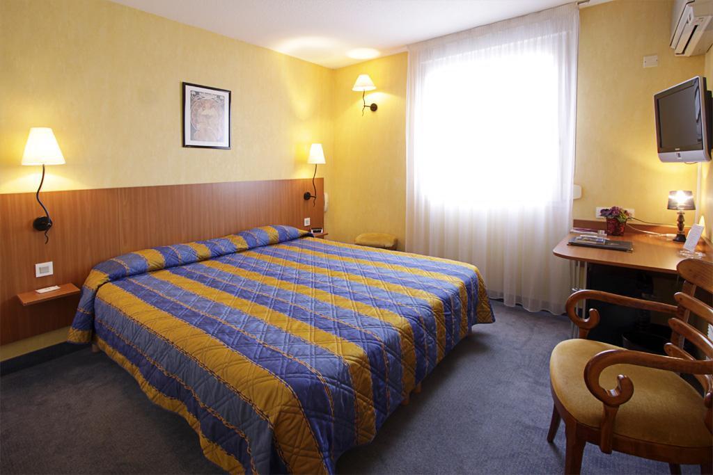 Hotel Innes By Happyculture Toulouse Ruang foto
