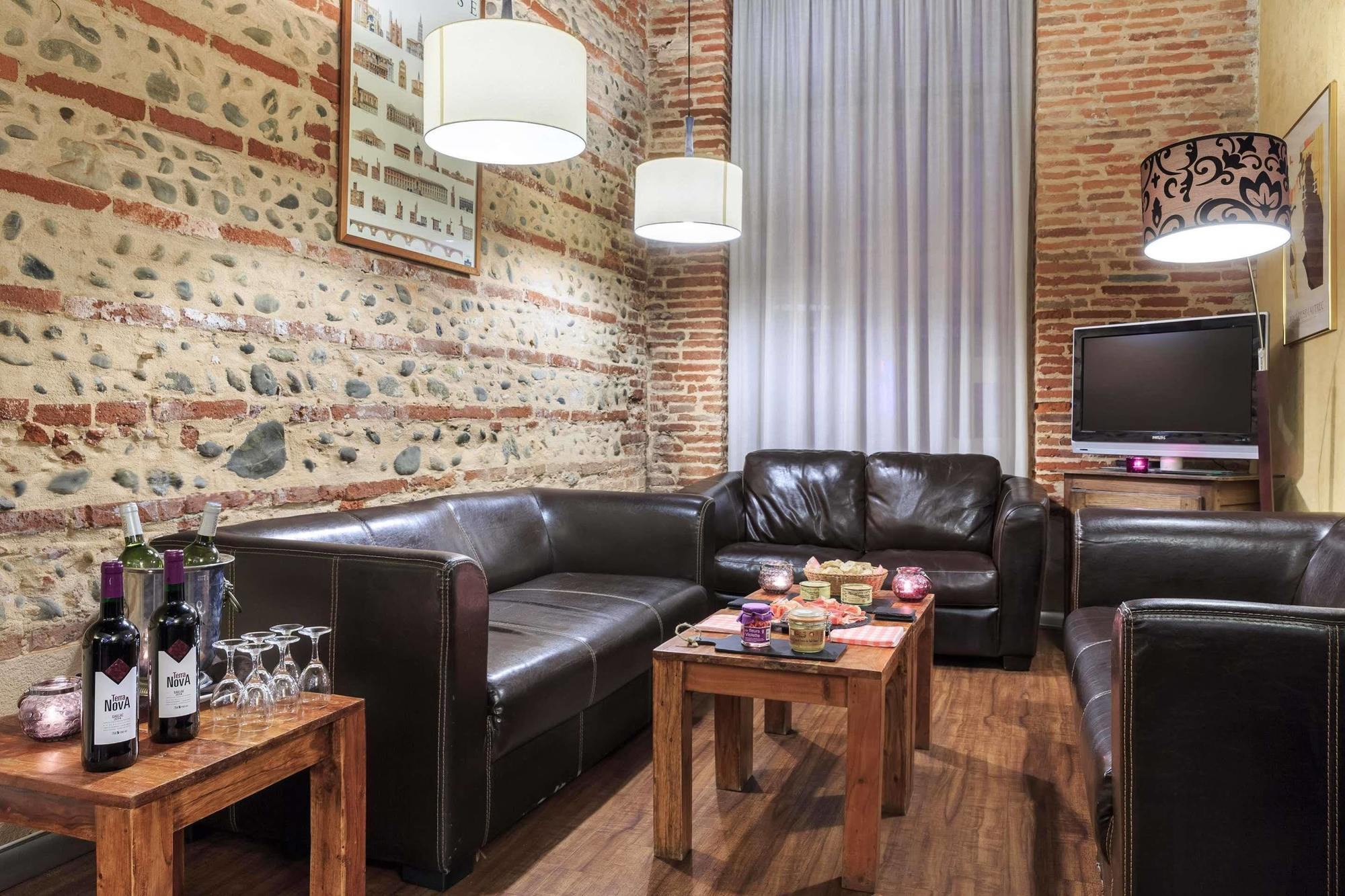 Hotel Innes By Happyculture Toulouse Bagian luar foto